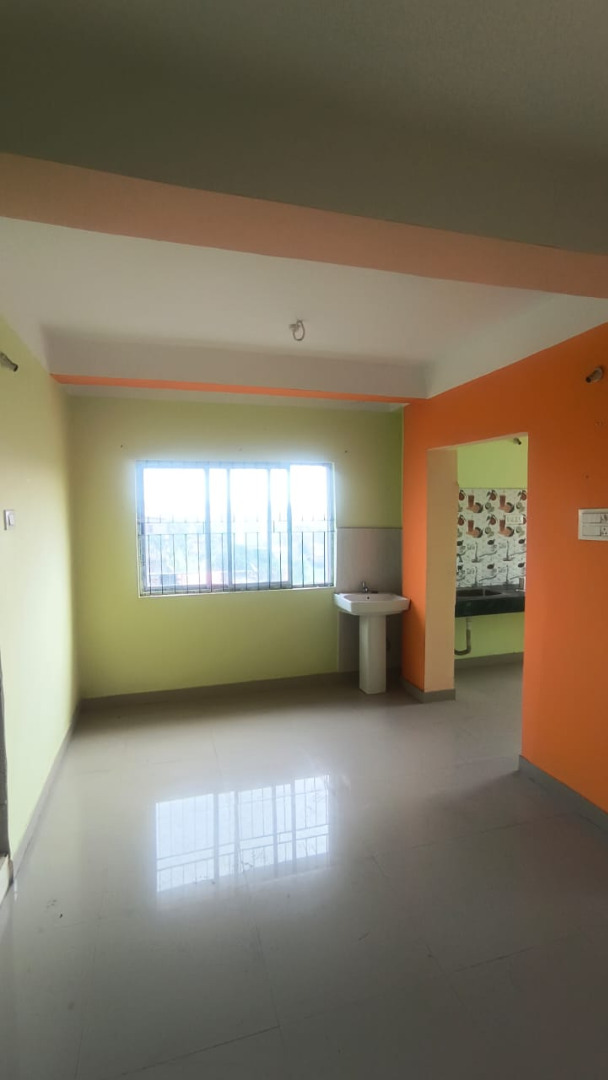 Unfurnished 2bhk in Hatigaon, Guwahati, Assam, India for Rent